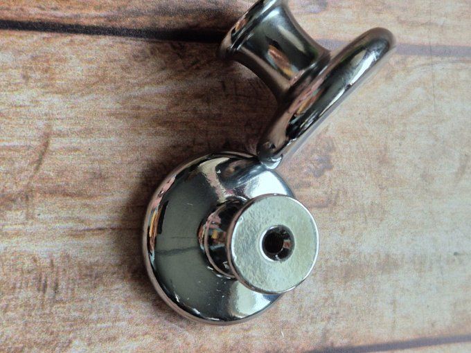 Bouton de placard, patère, commode, tiroir, chevet       