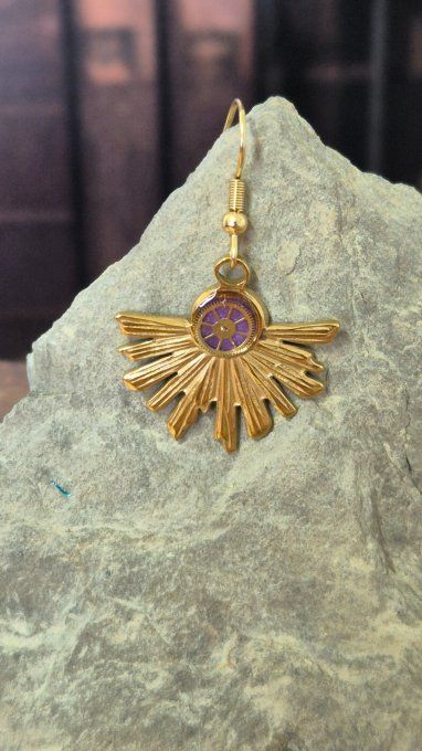 Boucle d’oreille à l’unité steampunk – Bijou original  