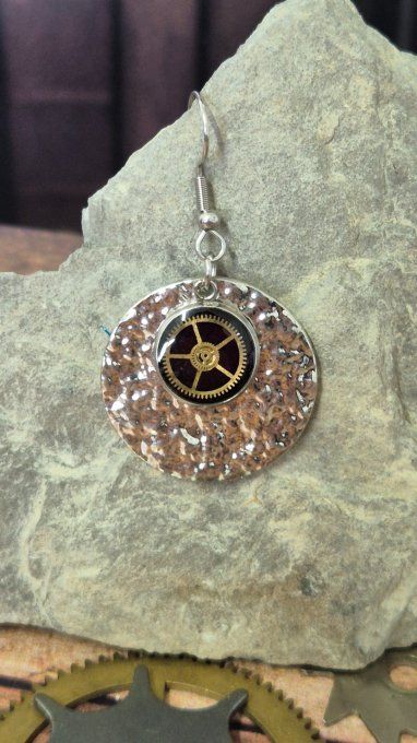 Boucle d’oreille à l’unité steampunk – Bijou original   