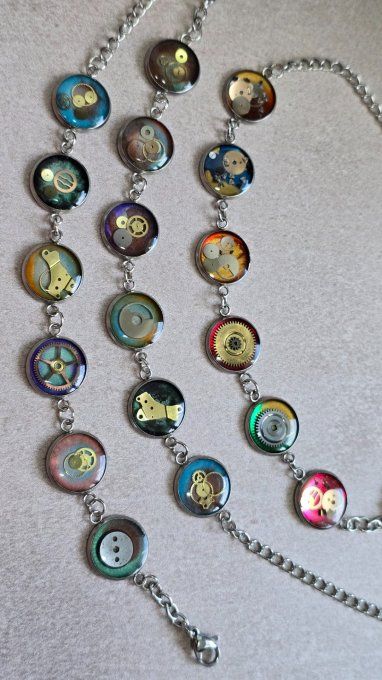 Bracelet steampunk multicolore “Roue Libre” – mécanismes de montres recyclées – création artisanale