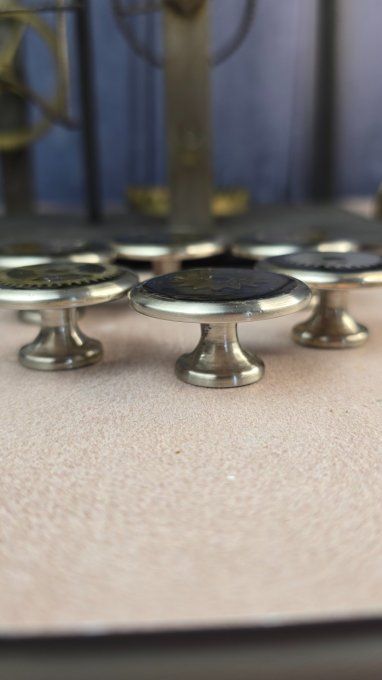 Bouton gris  / Patère Steampunk  