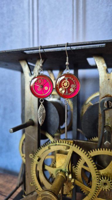 Boucles d'oreilles de couleur rose  