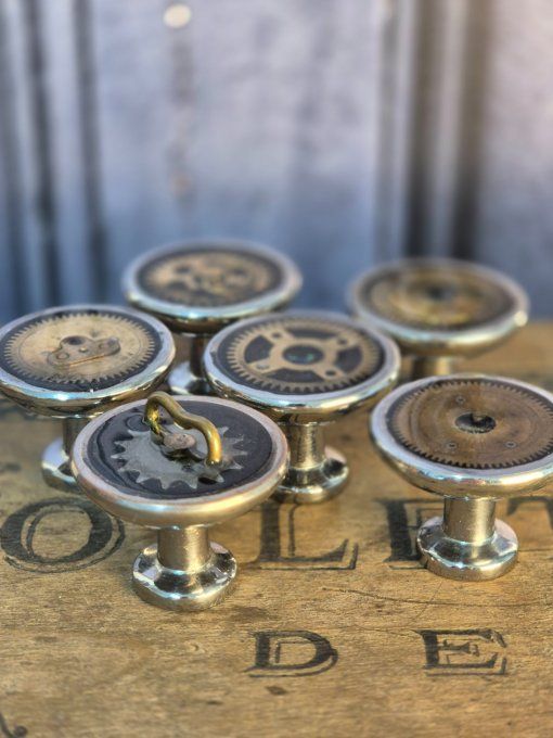 Boutons pour customiser vos meubles