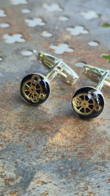 Accessoire pour école hôtelière – boutons de manchette raffinés