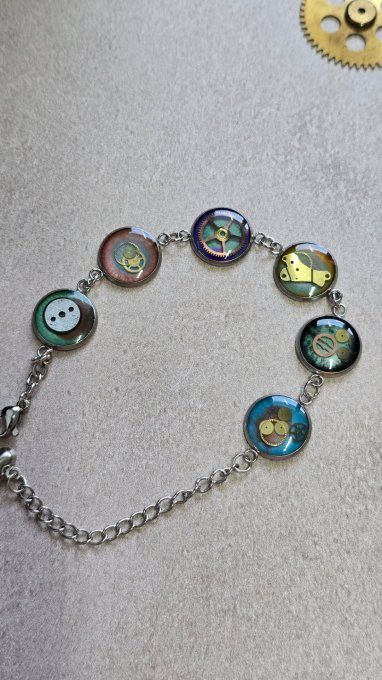 Bracelet steampunk multicolore “Roue Libre” – mécanismes de montres recyclées – création artisanale