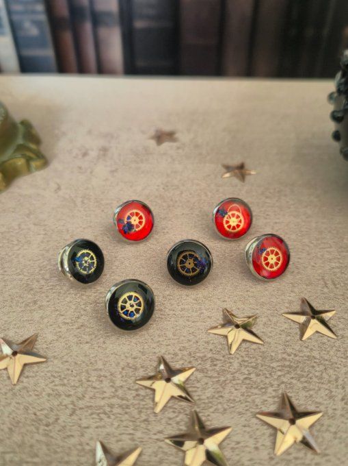 Pin's steampunk artisanal – Rouages de montres  