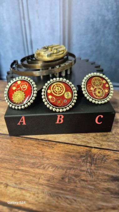 Broches mécaniques : l'élégance du temps retrouvé  