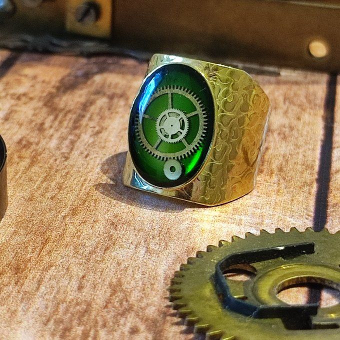 Bague steampunk verte homme / femme