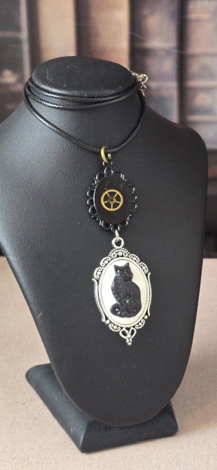 Collier steampunk gothique « Le Chat des rouages »