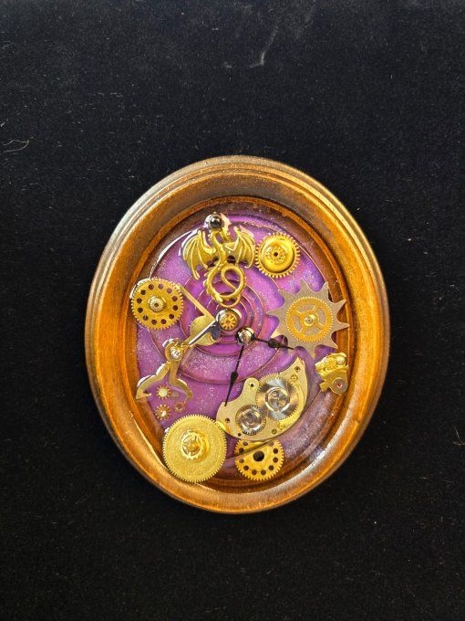 Cadre Steampunk “Cœur du Dragon Violet”