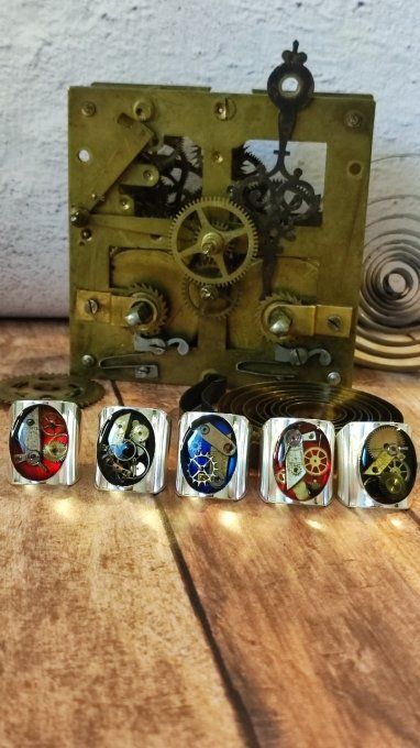 Chevalière steampunk verte - rouge - bleu - noire