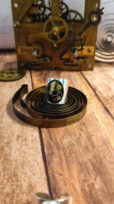 Chevalière steampunk verte - rouge - bleu - noire