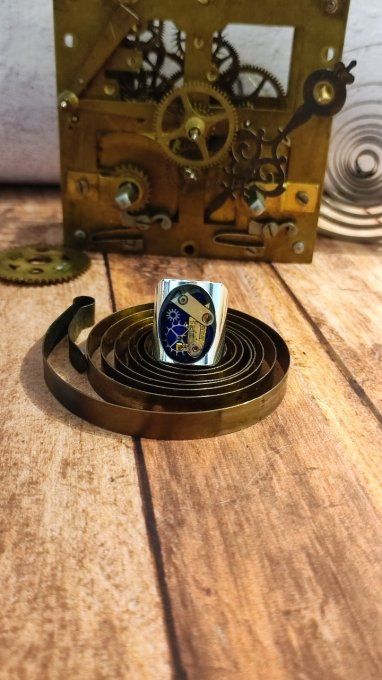 Chevalière steampunk verte - rouge - bleu - noire