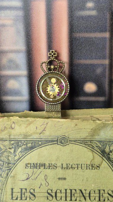 Marque page pour bouquin captivant   