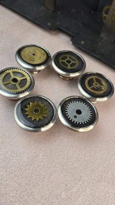 Bouton gris  / Patère Steampunk  