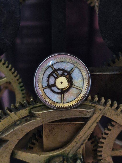 Pin’s orange poudrée steampunk en acier coloré – Mécanismes de montres recyclés   - Copie