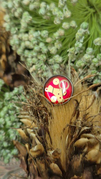 Pin's steampunk artisanal – Rouages de montres  
