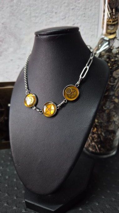 Collier Steampunk à Cabochons Uniques – Ajustable et Évolutif 