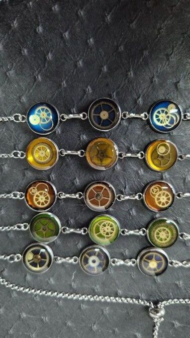 Collier Steampunk à Cabochons Uniques – Ajustable et Évolutif 